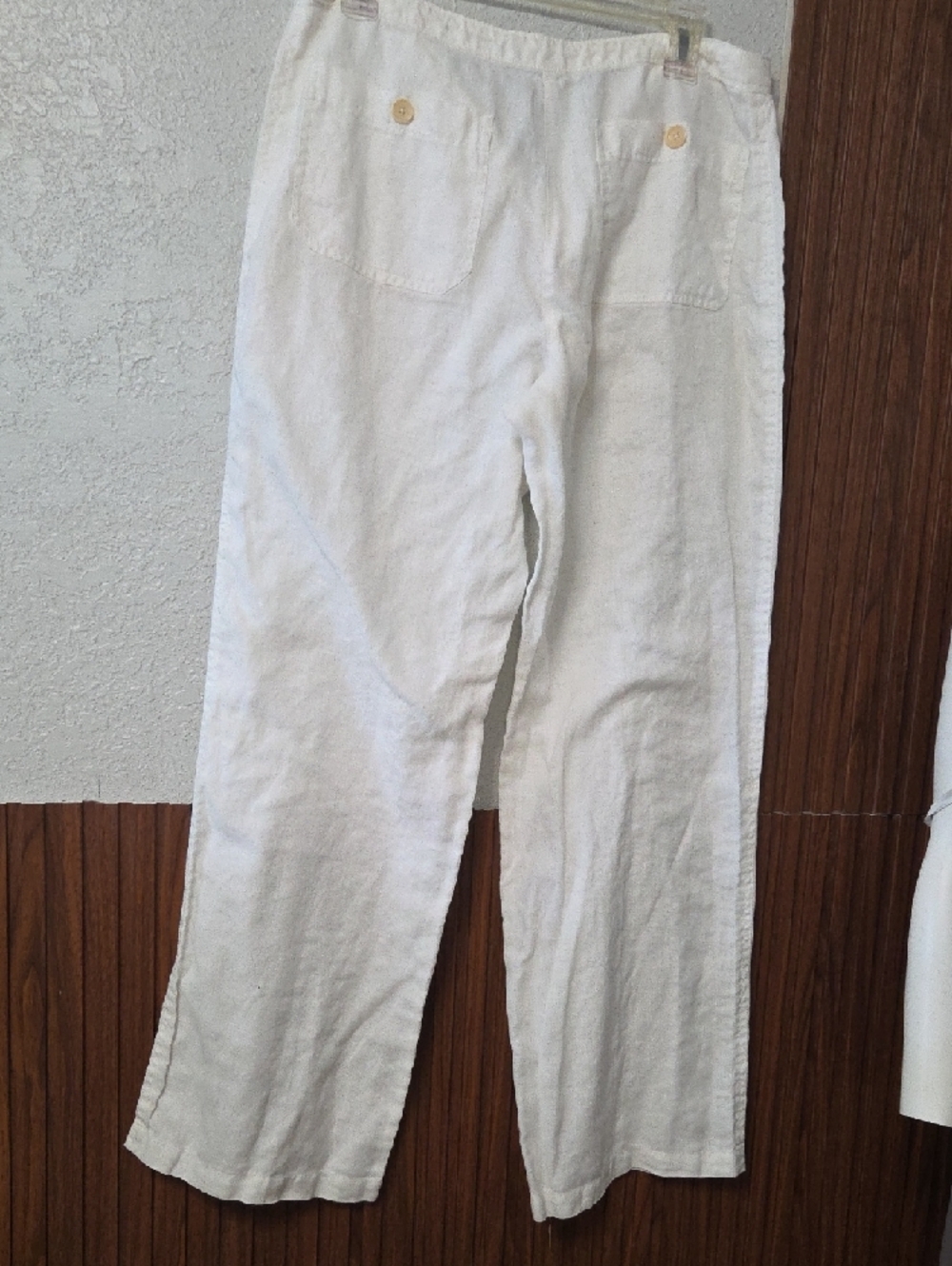 Tommy Bahama Aubrey Fit Cropped Pants – Women’s Straight Leg Casual Pants - Picture 4 of 5